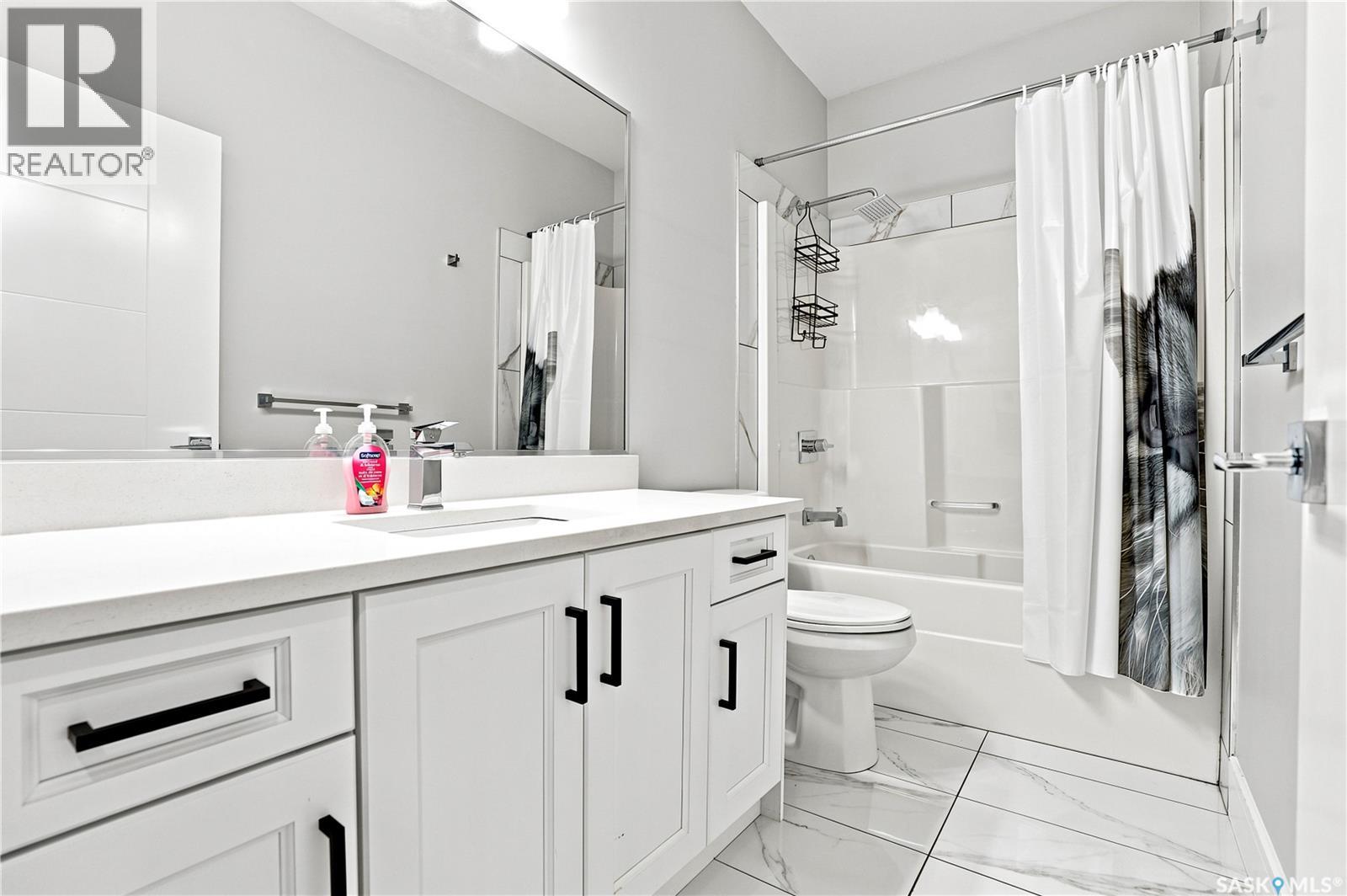 670 Fast CRESCENT - Image 25