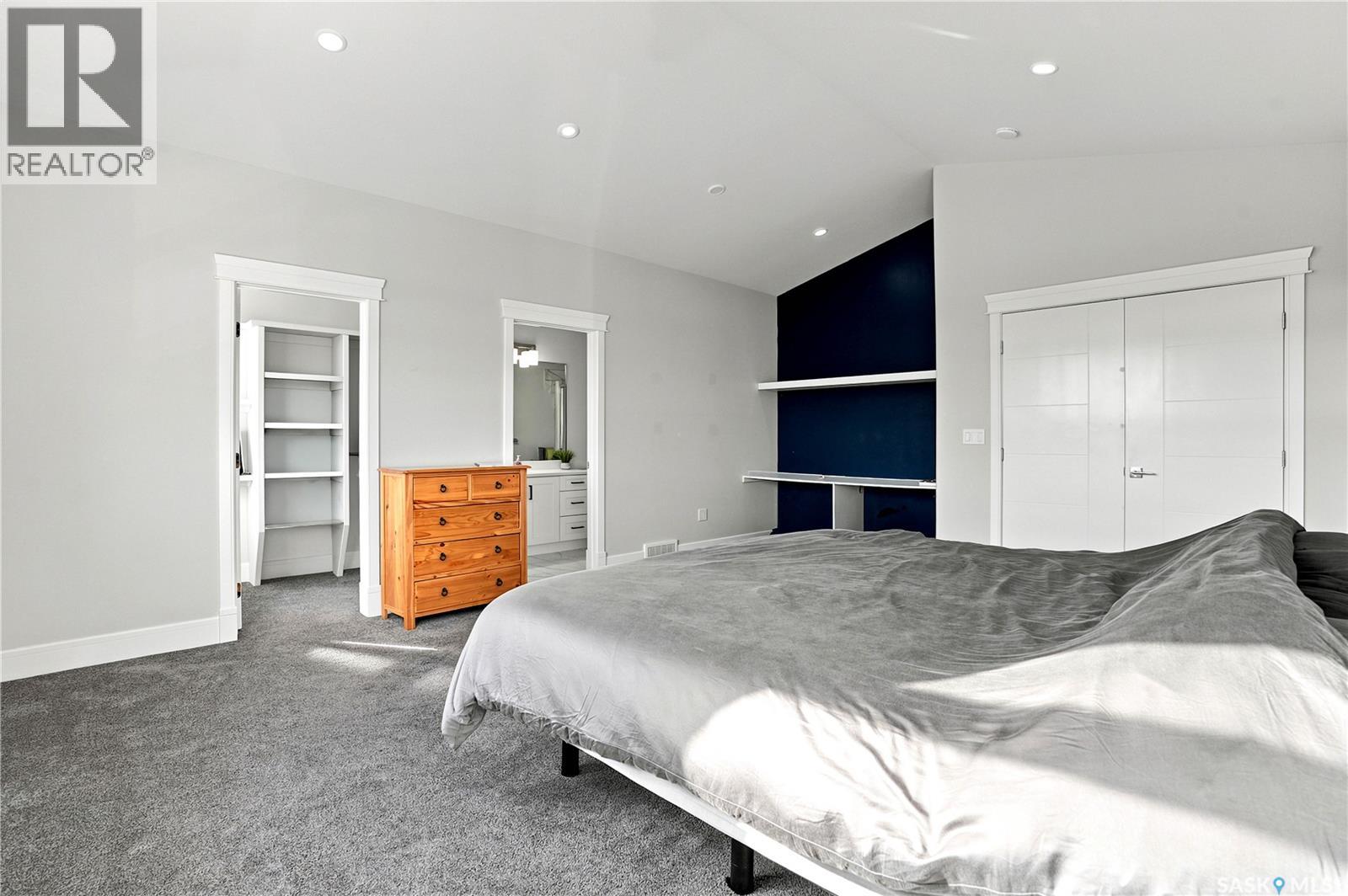 670 Fast CRESCENT - Image 31