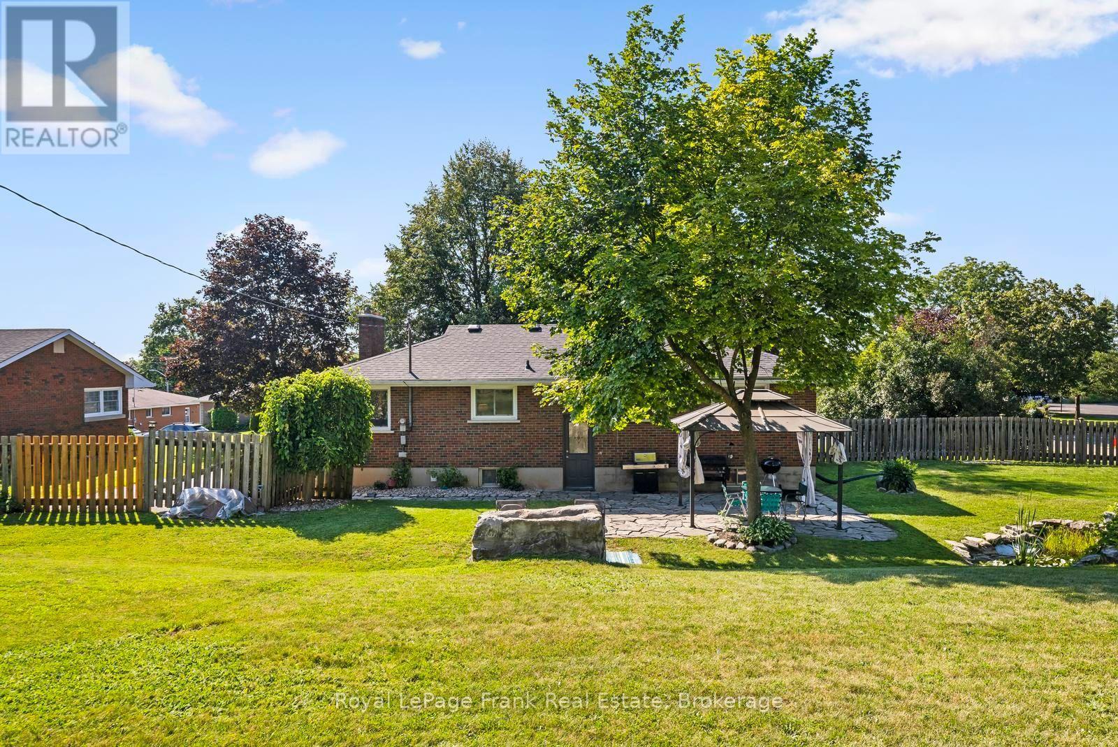 155 CROMWELL STREET - Image 35