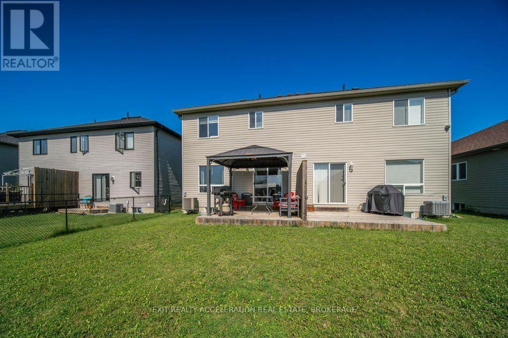114 KANVERS WAY - Image 32