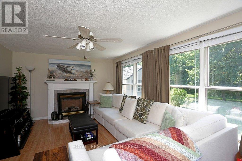 348 SHANNON BOULEVARD - 20