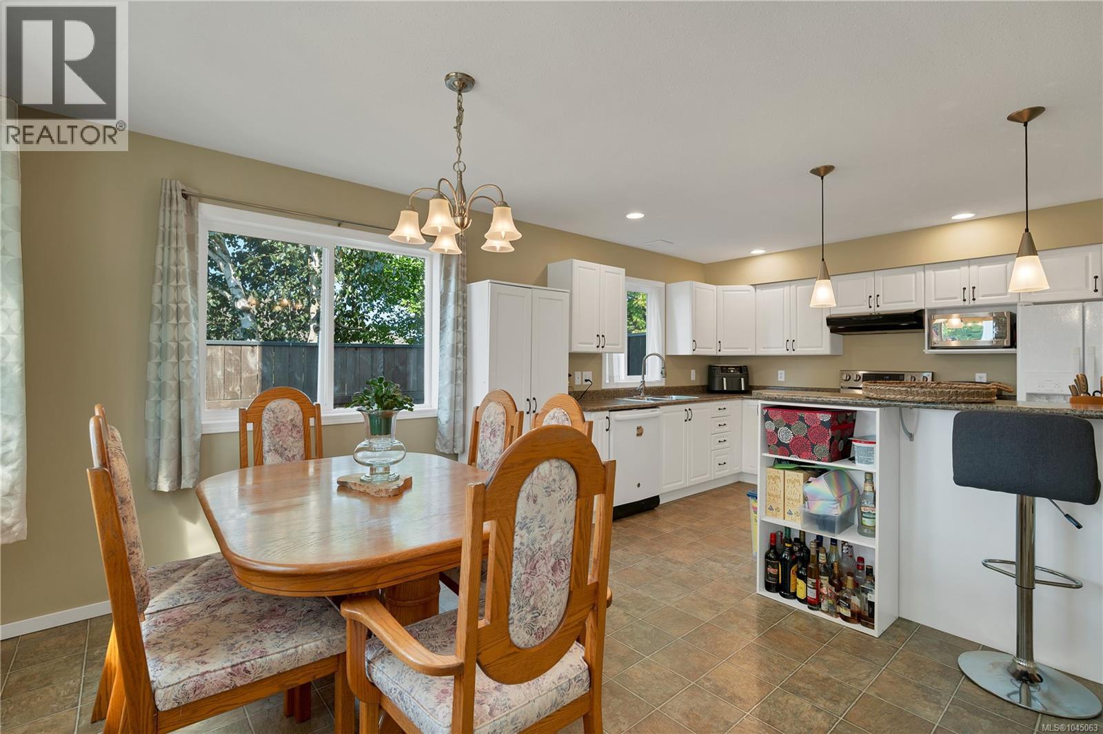 391 Niluht Rd - 3