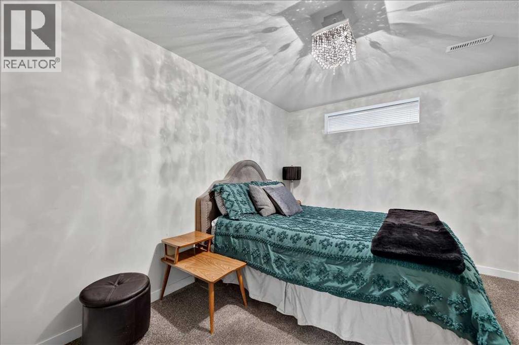 Thumbnail 25