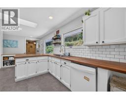Bedroom - 450 20 Avenue Sw, Salmon Arm, BC V1E1T6 Photo 14