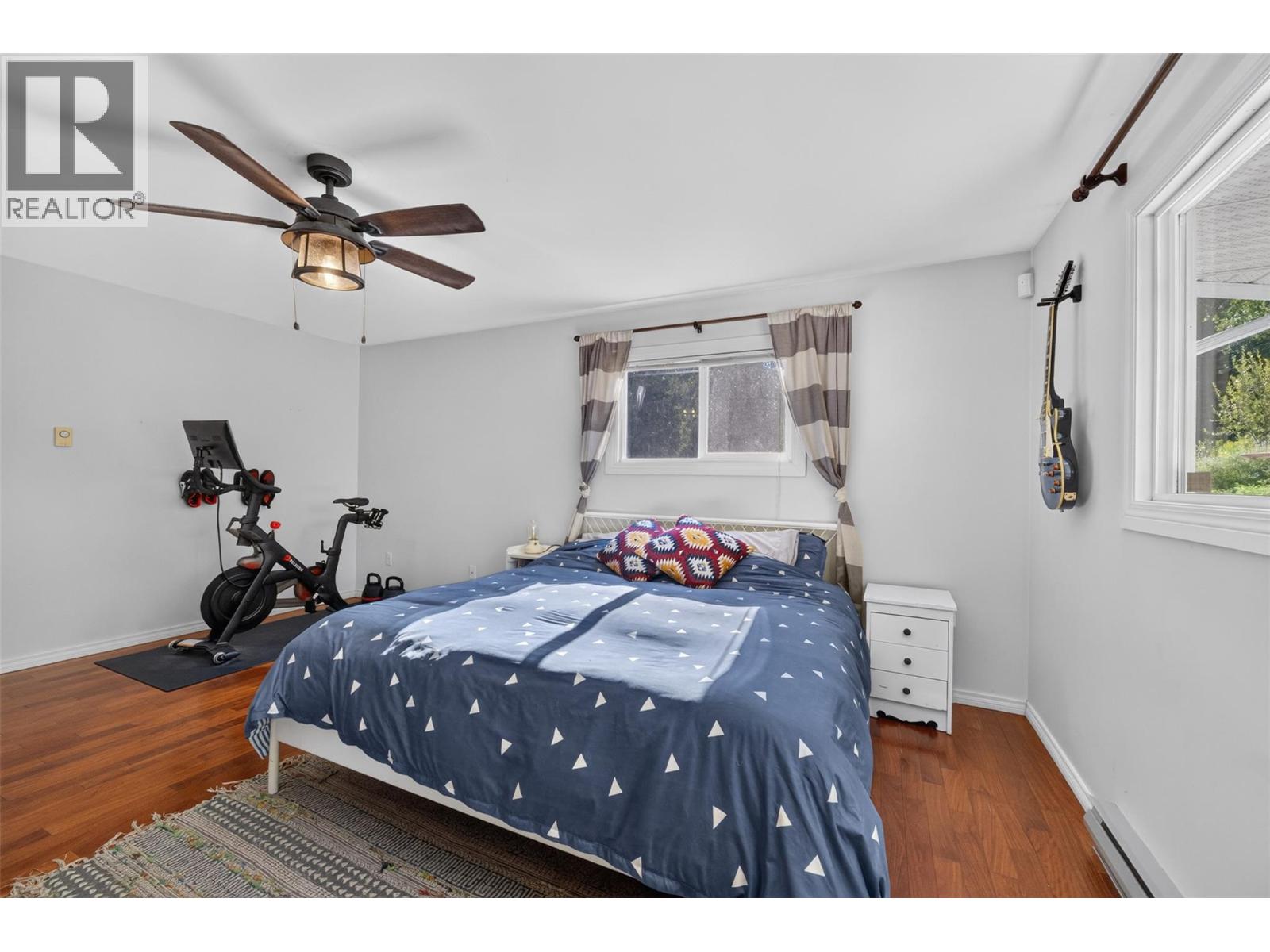 450 20 Avenue SW - 21