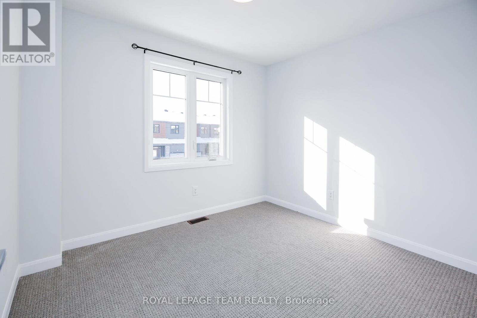 4 Bed, 3 Bath House for Rent in Ottawa – 645 HAMSA STREET, Ottawa – MLS# X13641954 - Image 70