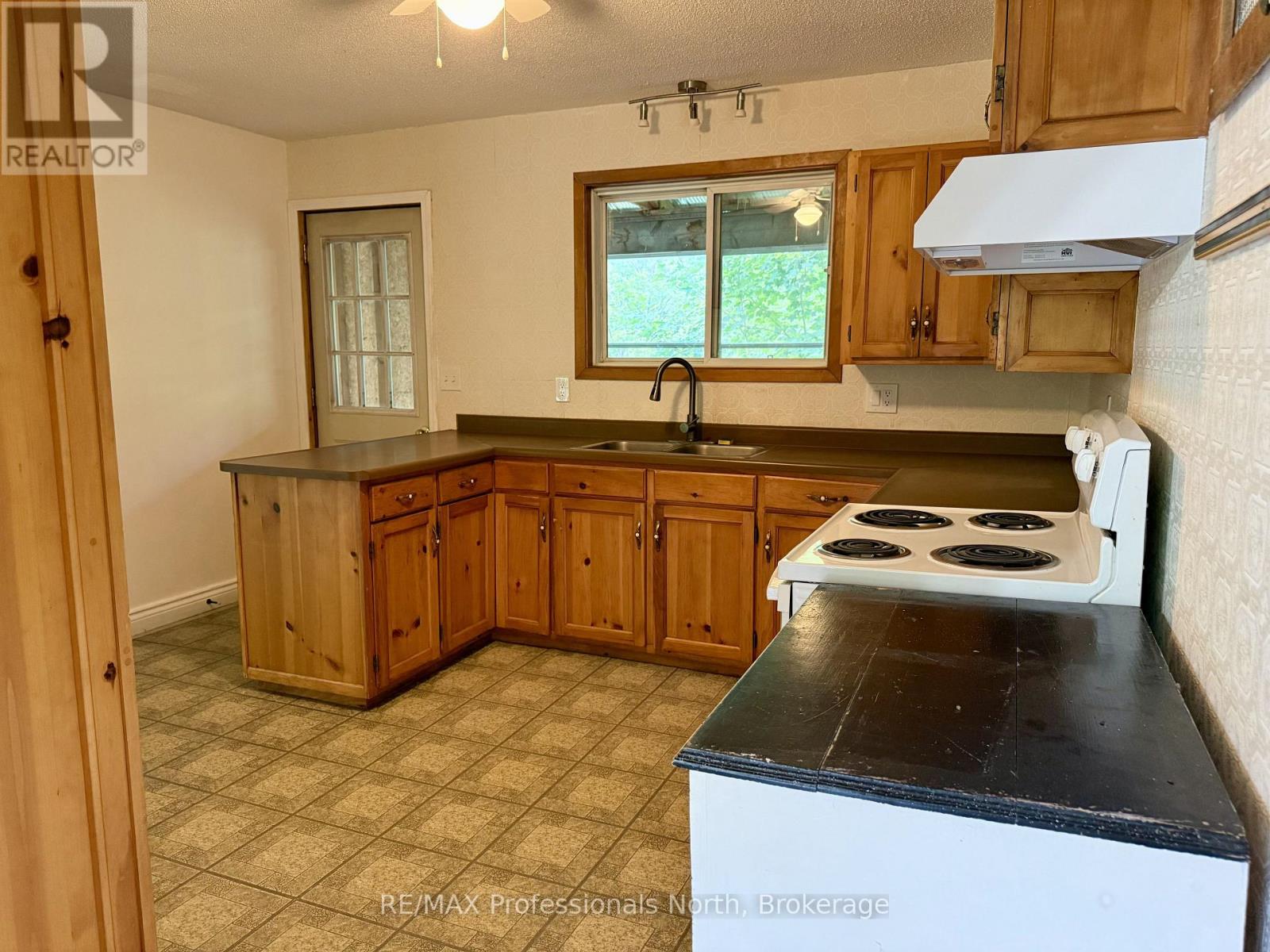 1125 FAIRY FALLS ROAD - Image 19