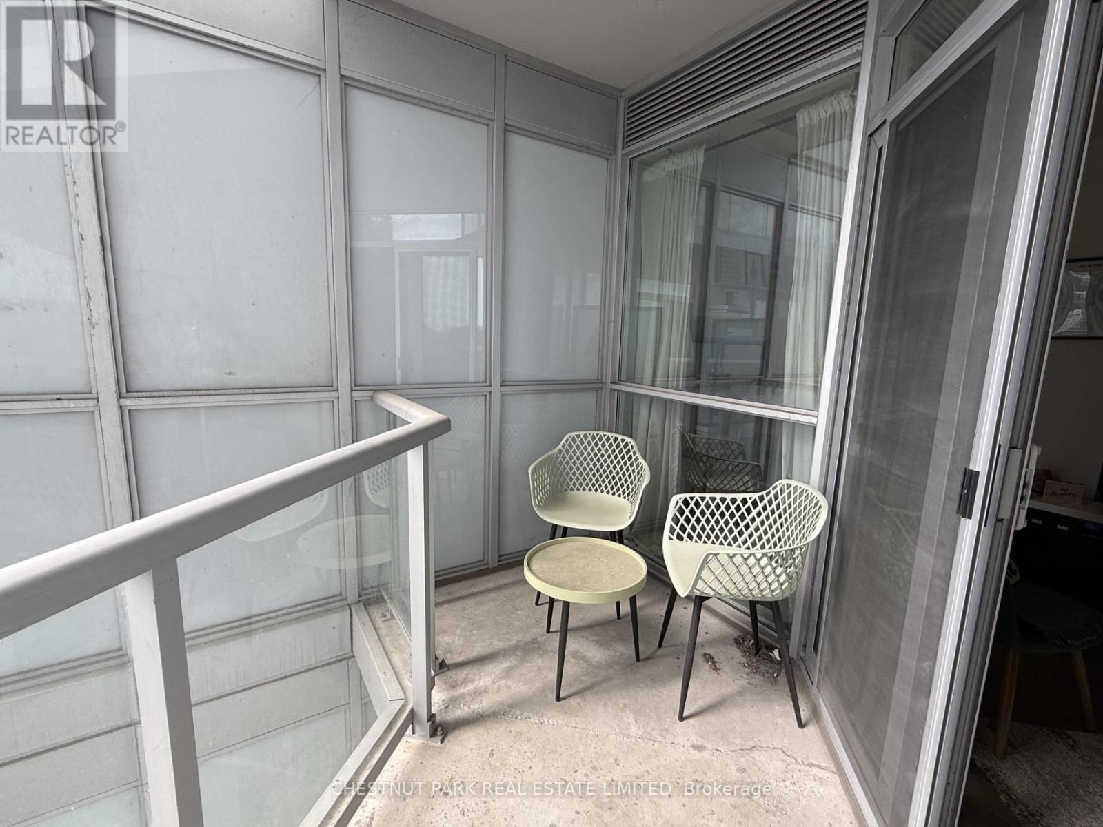 #1711 352 FRONT STREET W - 13