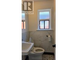 739 Vaughan Road, Toronto, ON M6E2Z1 Photo 8