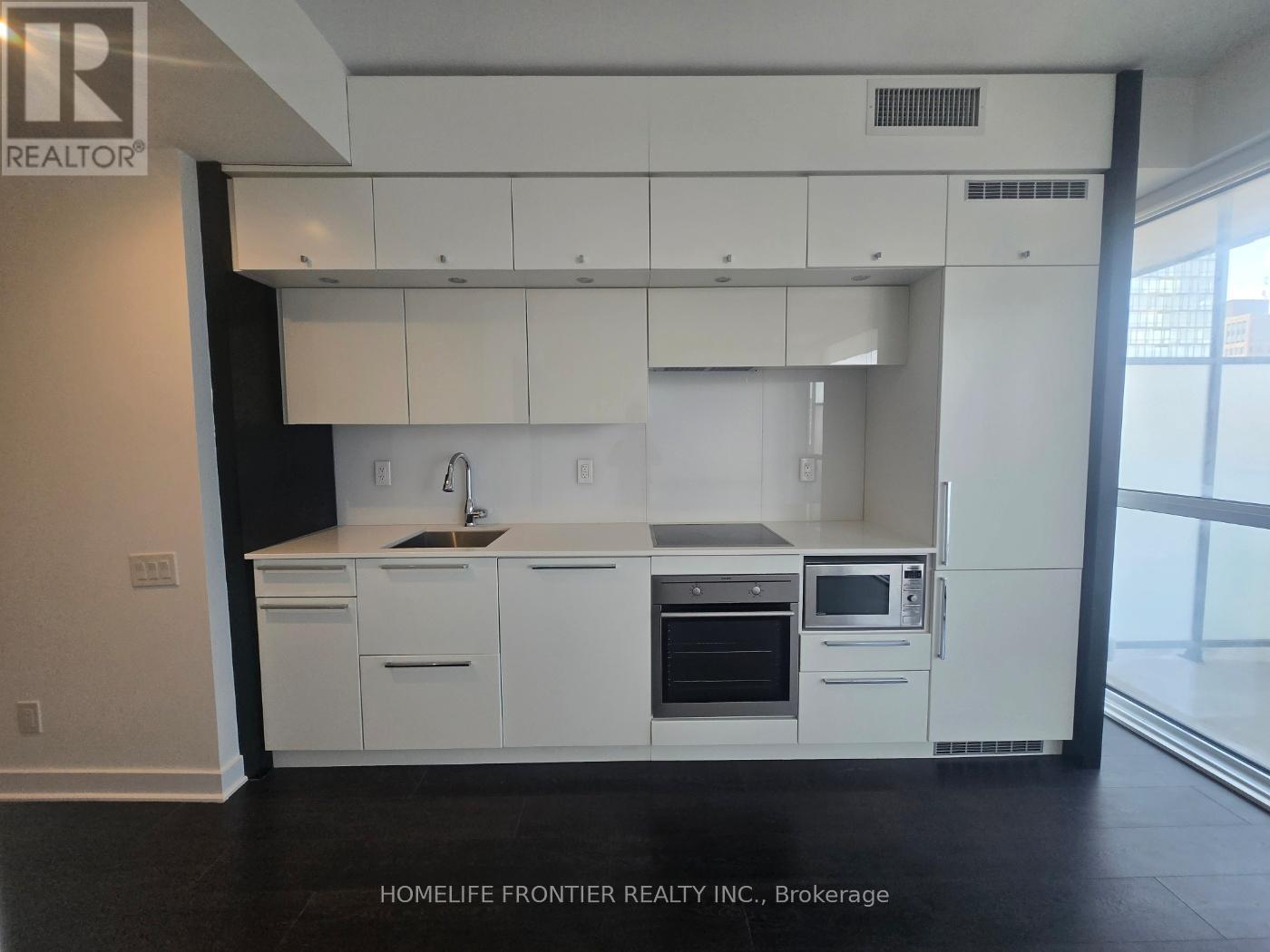 #2106 15 GRENVILLE STREET - 10