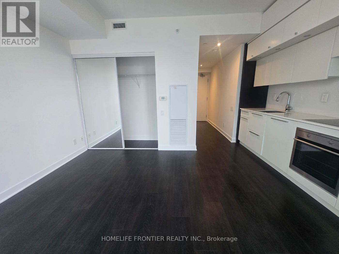 #2106 15 GRENVILLE STREET - 6