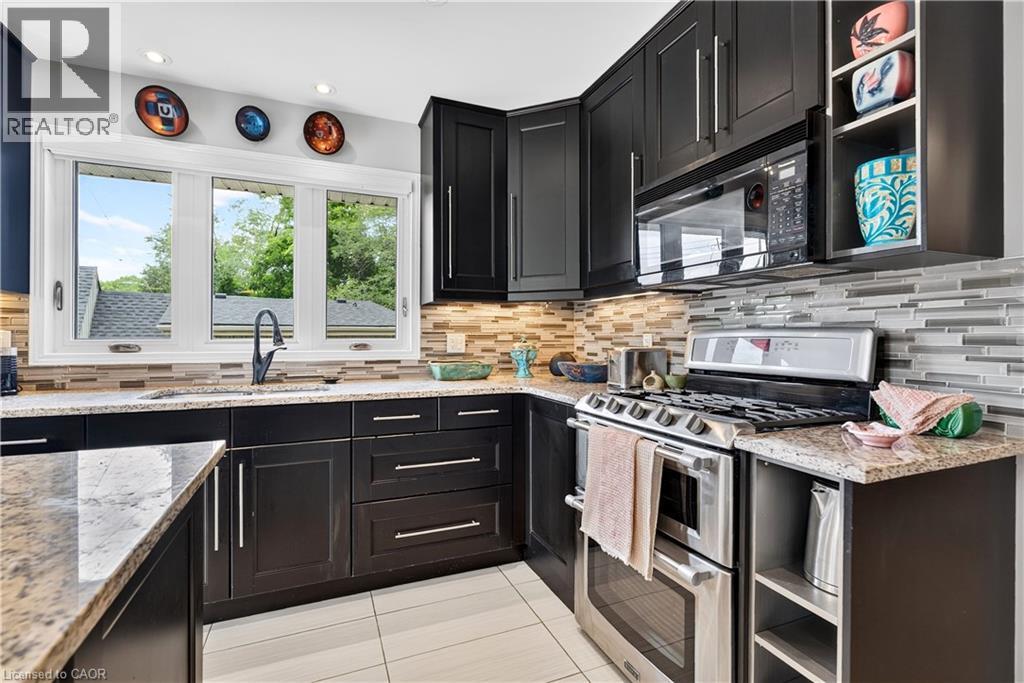 592 ABERDEEN Avenue - Image 18
