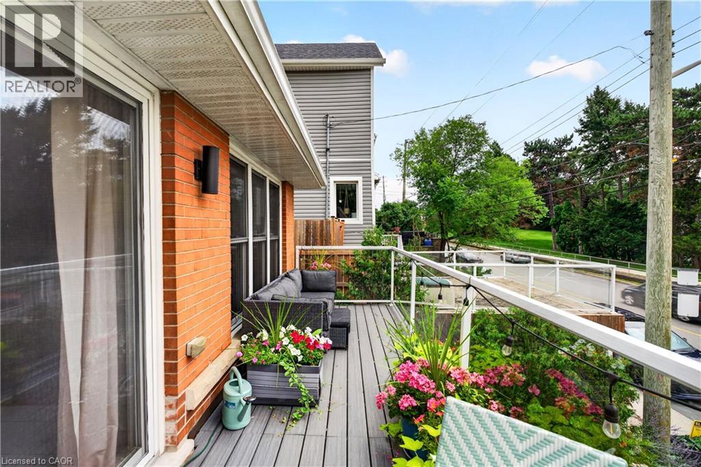 592 ABERDEEN Avenue - Image 23
