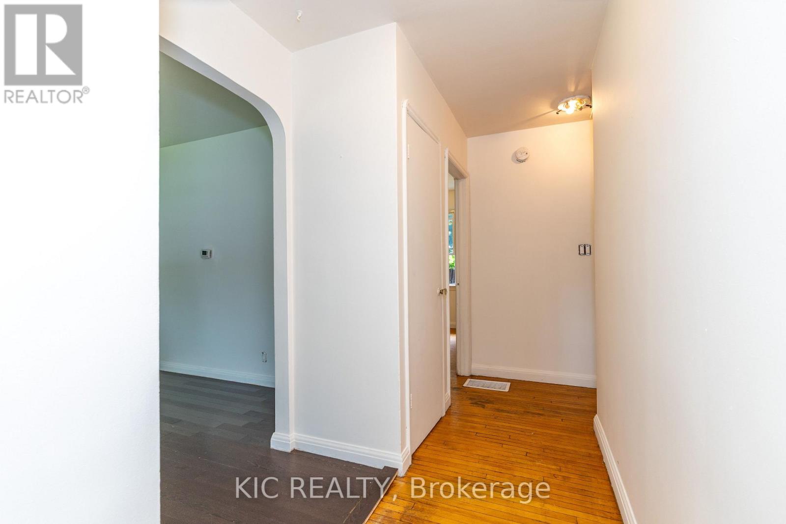 333 CADILLAC AVENUE S - 3
