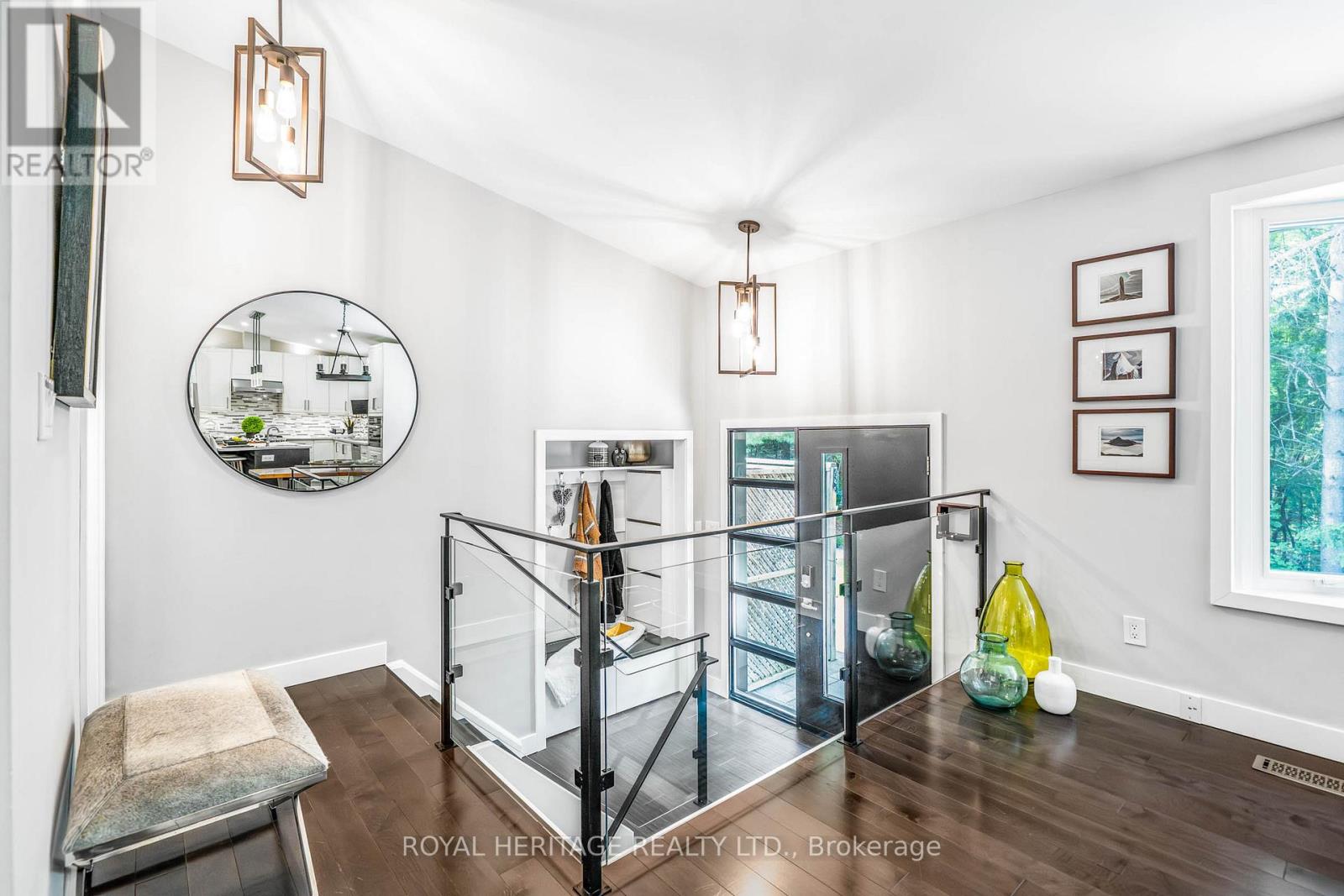 5260 CORONATION ROAD - 10