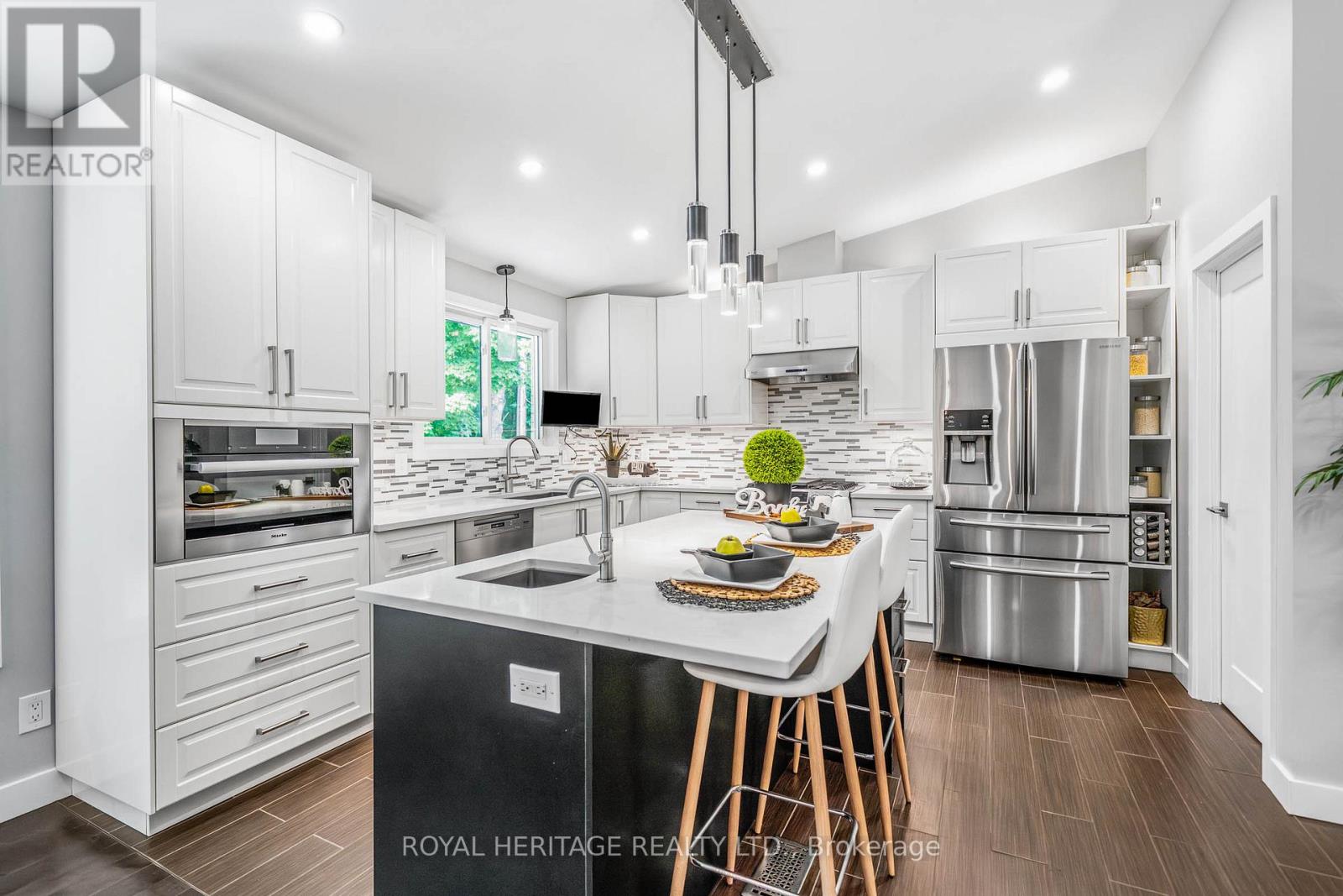 5260 CORONATION ROAD - 21