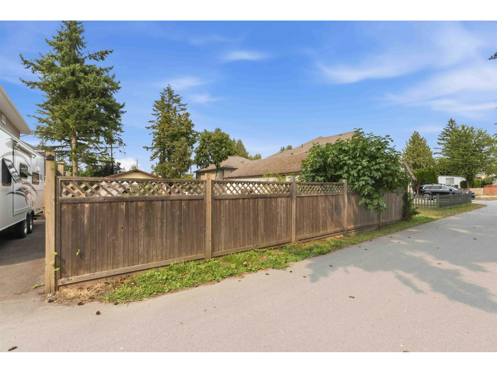 3 Bed, 1 Bath House for Sale in Langley – 20248 98A AVENUE, Langley – MLS# R3152726 - Image 8