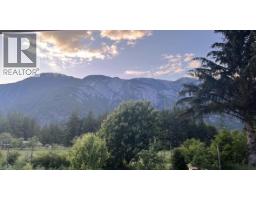 1276 Mackenzie Highway, Bella Coola, BC V0T1C0 Photo 17