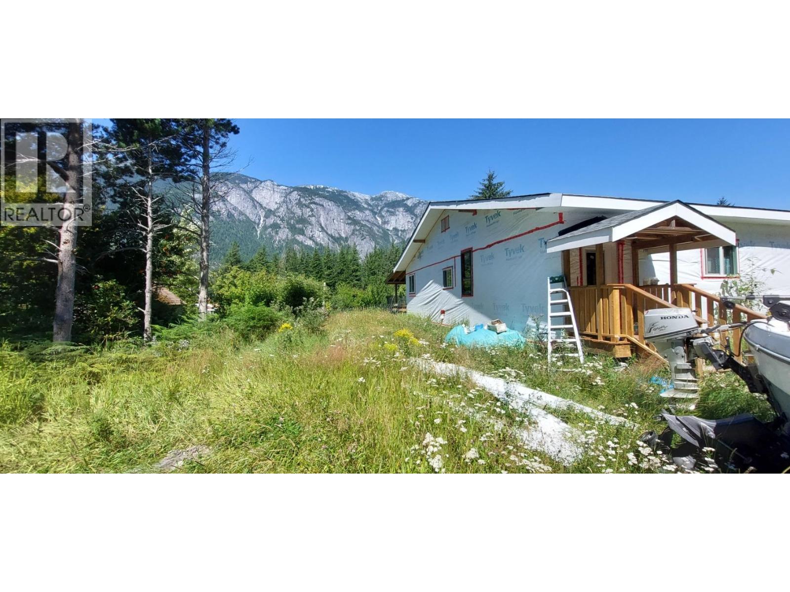 1276 MACKENZIE HIGHWAY - 5