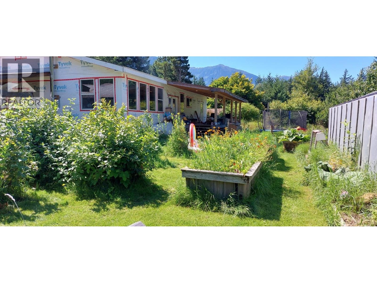1276 MACKENZIE HIGHWAY - 19