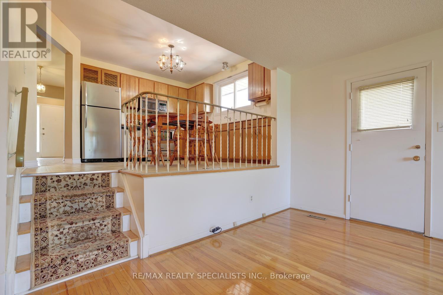 2458 BARCELLA CRESCENT - 16