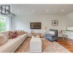 Living room - 43 - 7284 Bellshire Gate, Mississauga, ON L5N8E4 Photo 6