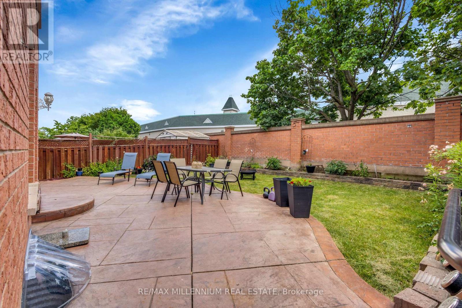 252 MOUNTAINBERRY ROAD - 41