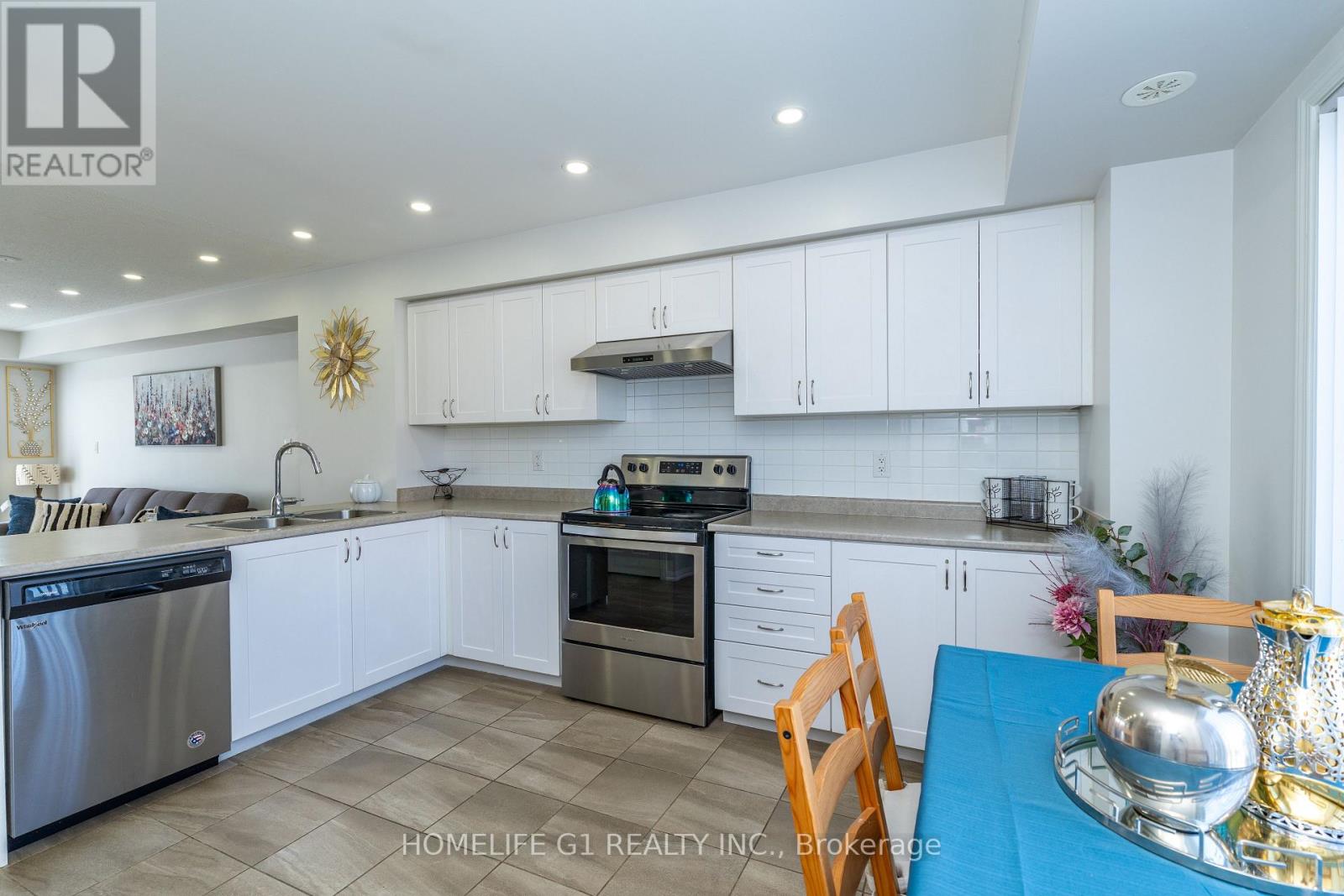 #45 250 SUNNY MEADOW BOULEVARD - 7