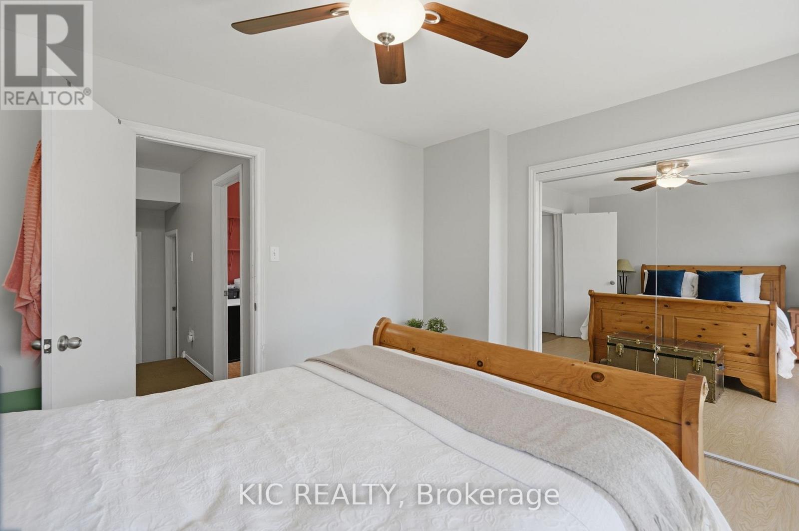 320 CENTRE STREET - Image 20