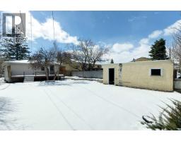 8312 47 Avenue NW - photo 3