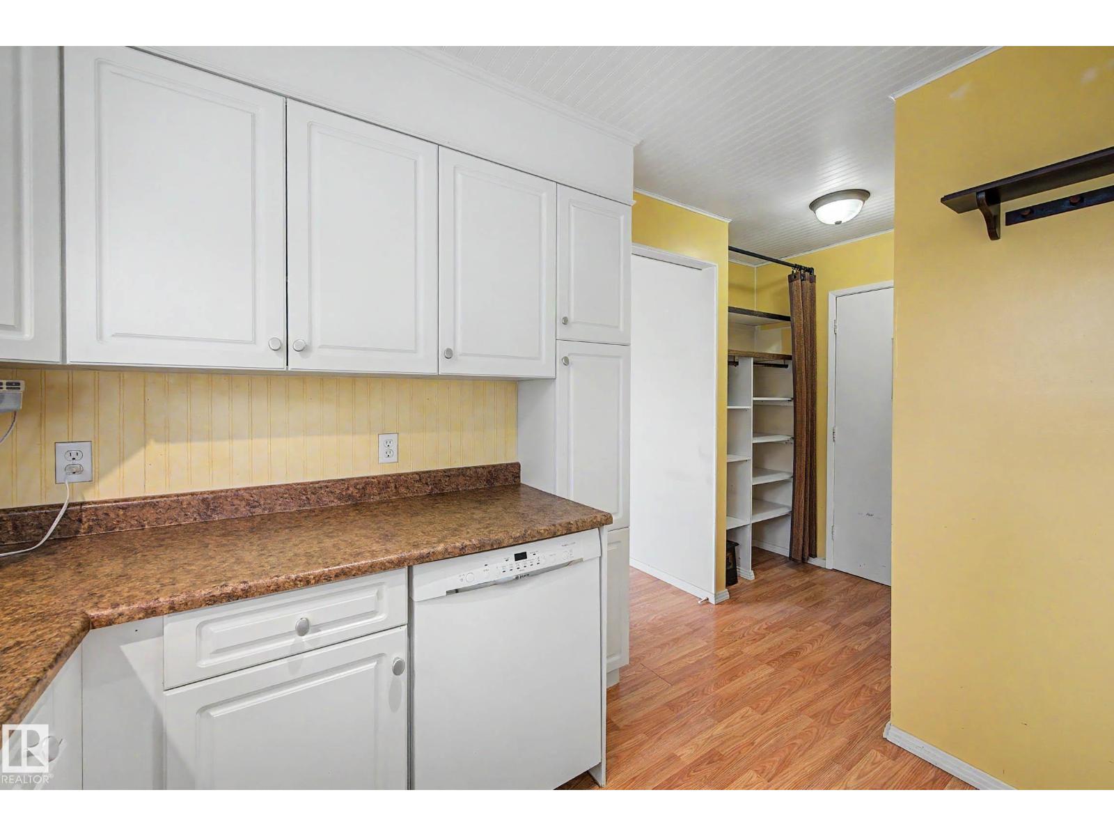 10032 173 AV NW - 23