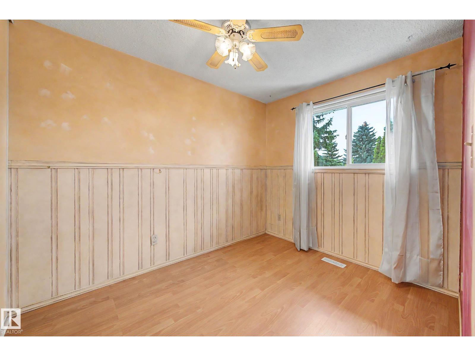 10032 173 AV NW - Image 30