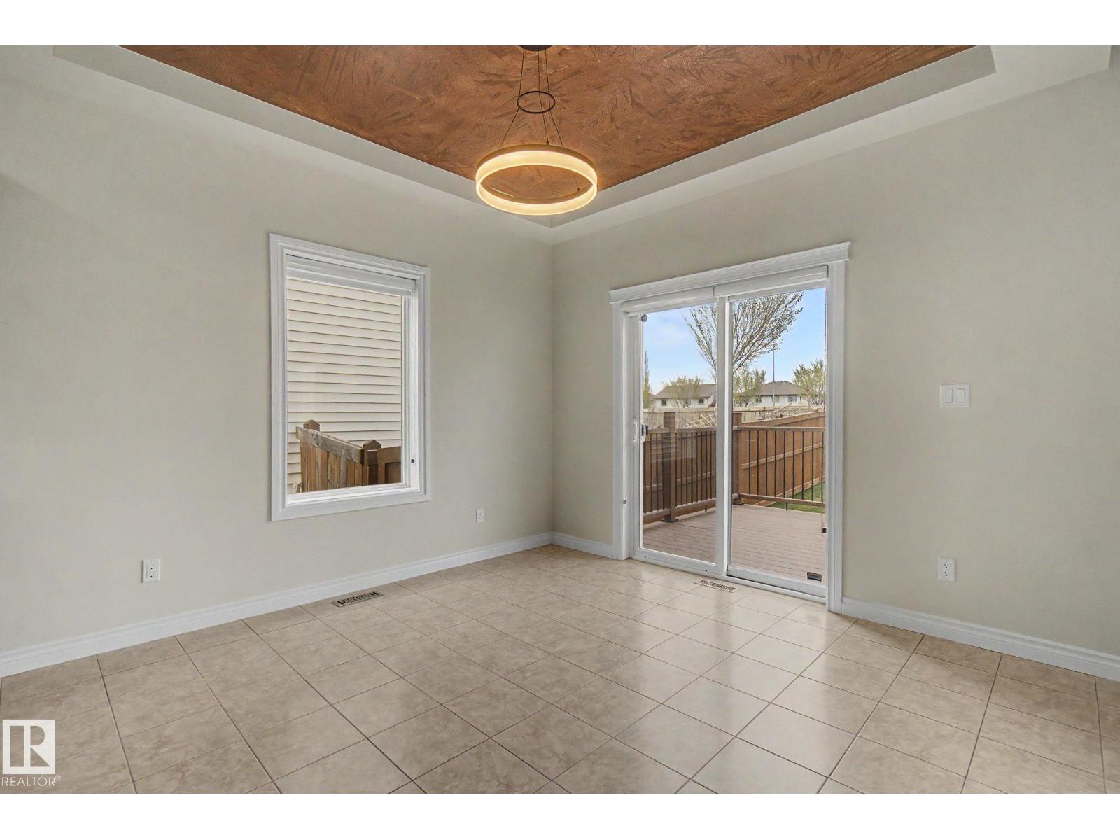 6016 10 AV SW - 13