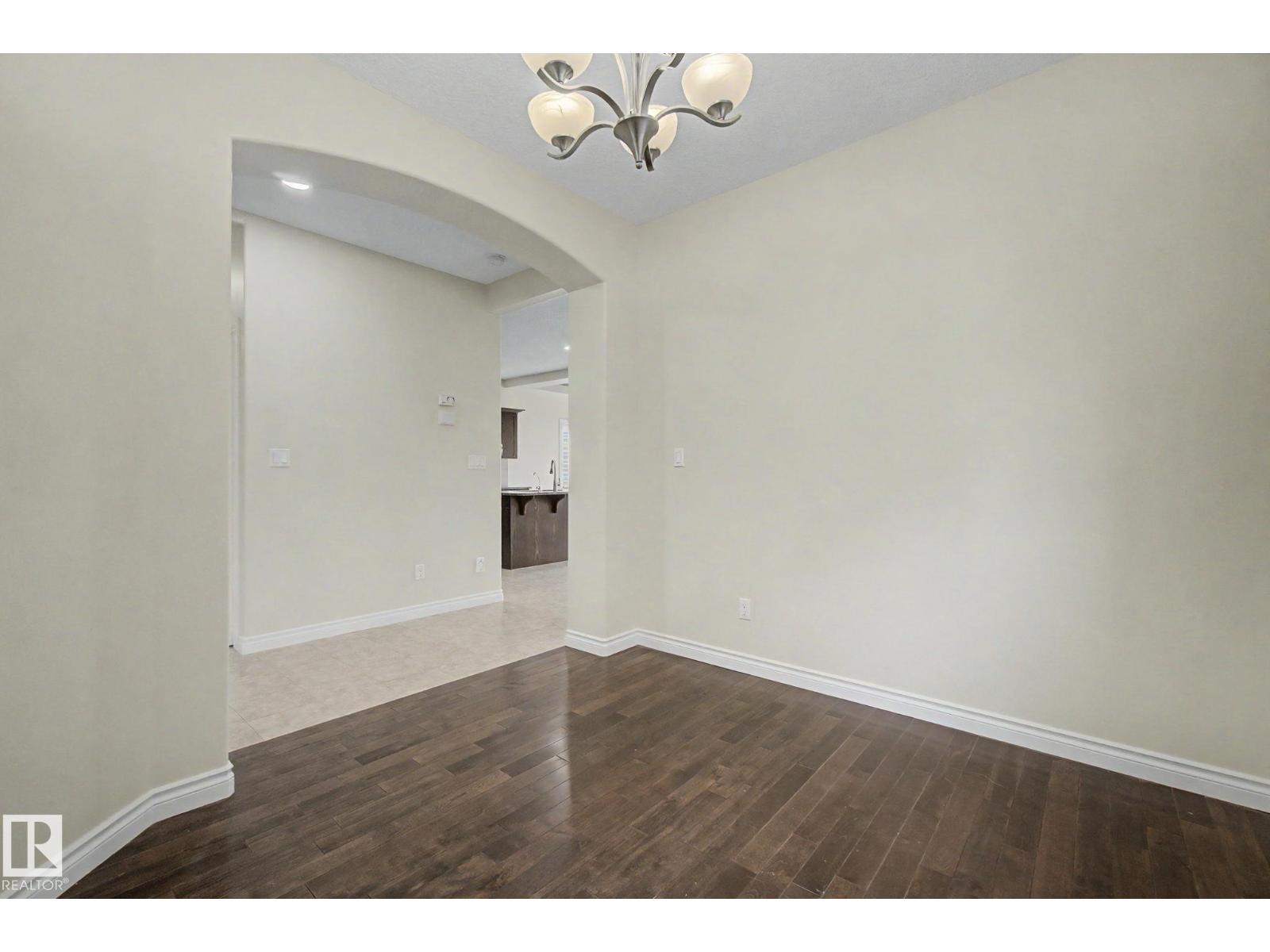 6016 10 AV SW - Image 8
