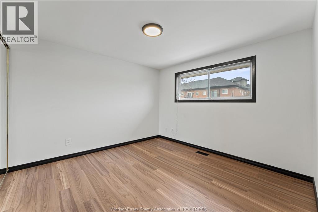 1116 SUMACH CRESCENT - Image 14