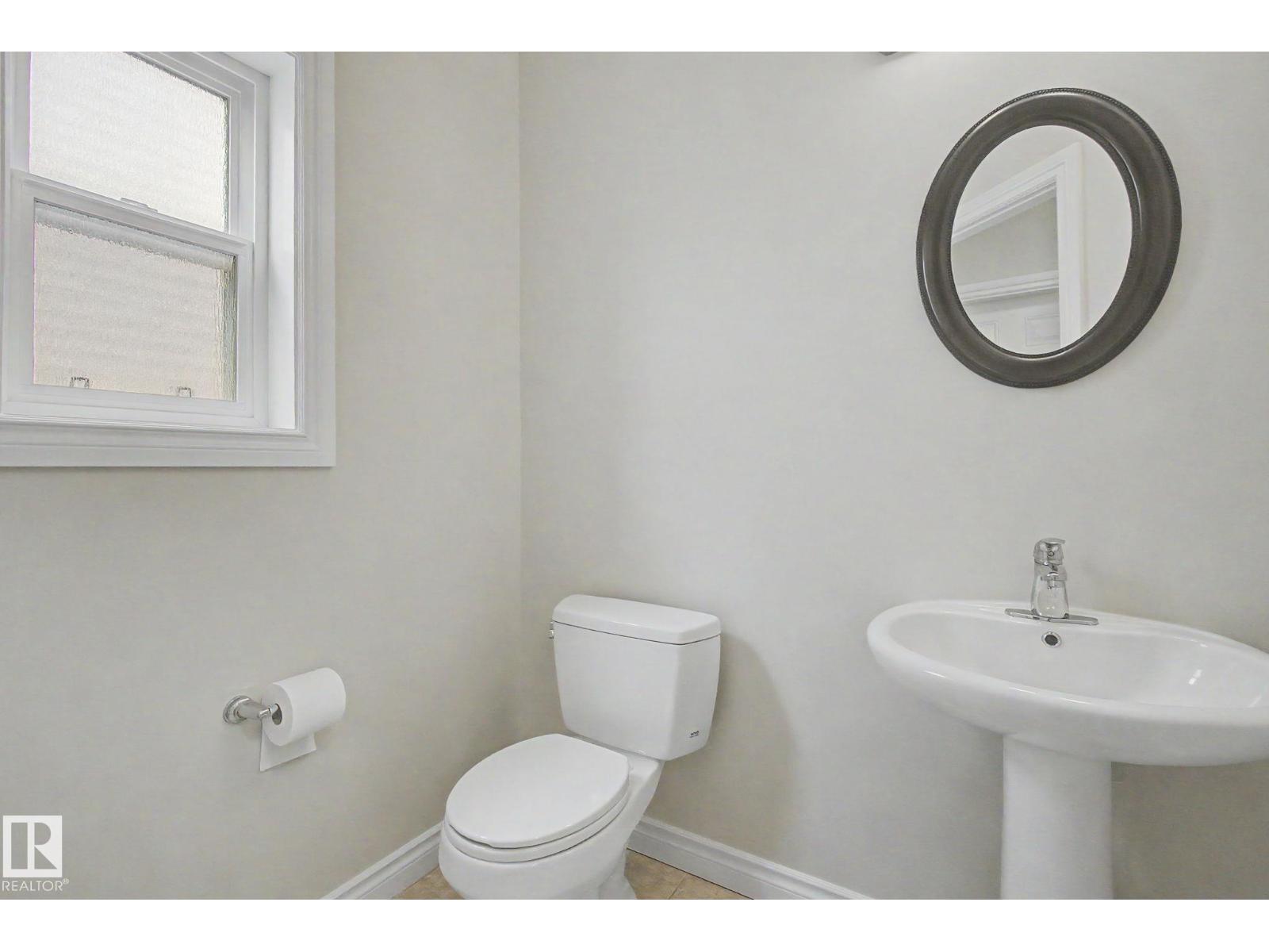 6016 10 AV SW - Image 21