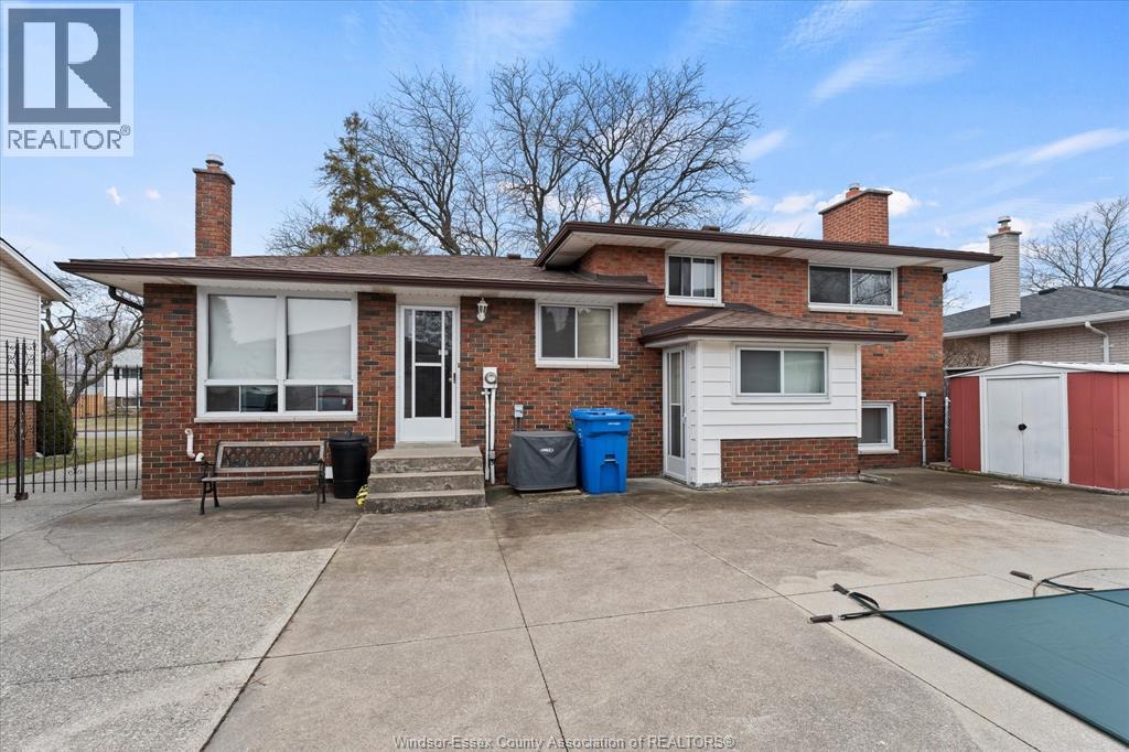 1116 SUMACH CRESCENT - Image 30