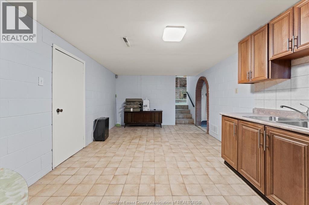 1116 SUMACH CRESCENT - 26