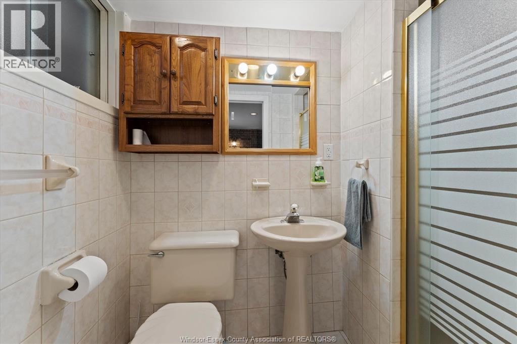 1116 SUMACH CRESCENT - 23