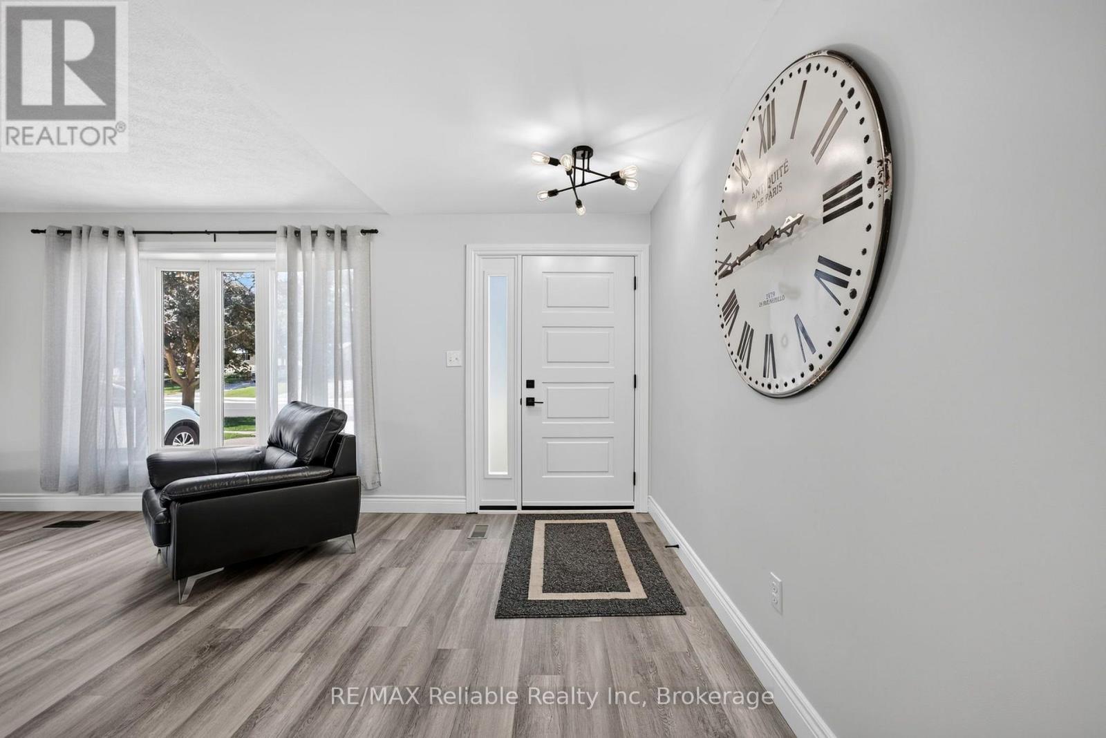 17 SUNCOAST DRIVE W - 4