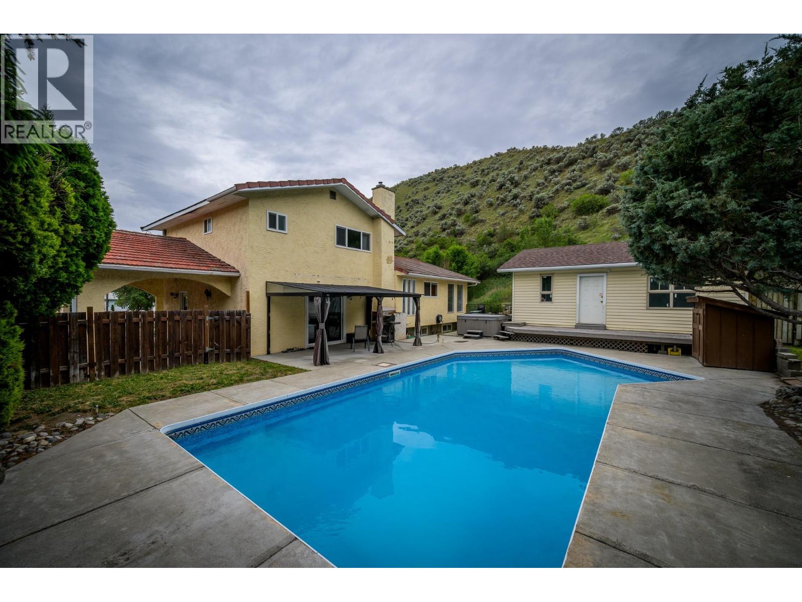 260 MILLER Place, Kamloops — photo 3