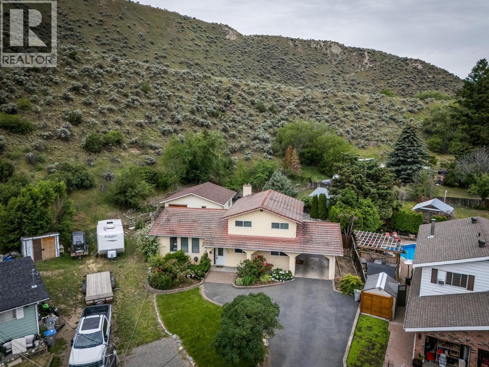 260 MILLER Place - 43