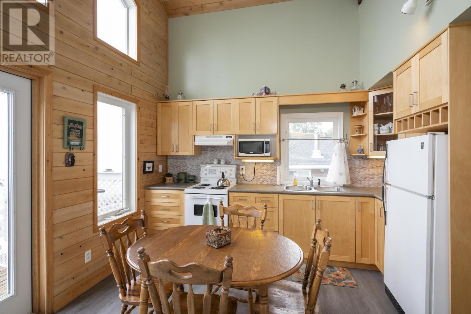 608 White Birch Beach RD - Image 8