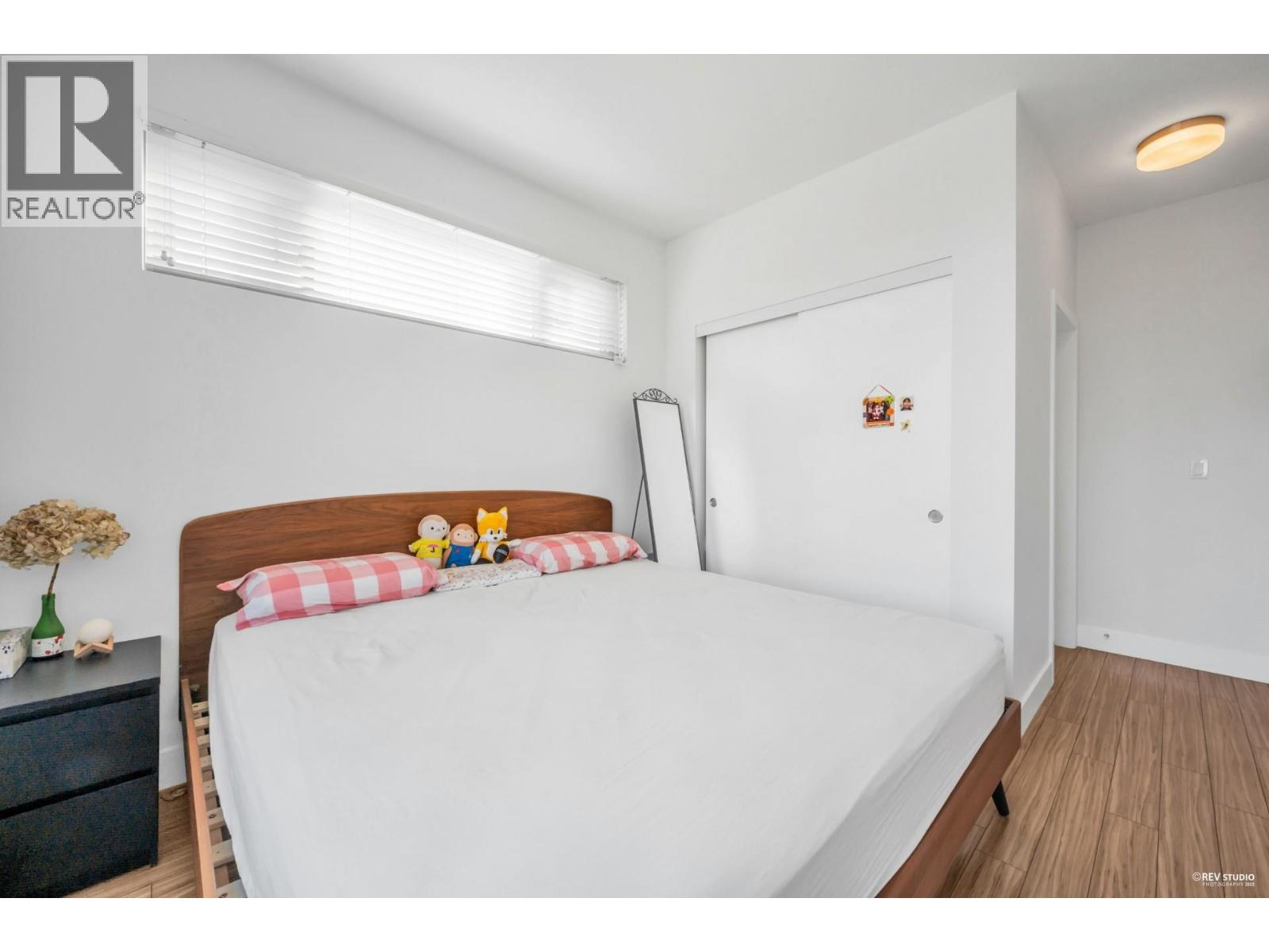 2 Bed, 2 Bath House for Sale in Burnaby – PH13 5355 LANE STREET, Burnaby – MLS# R3152871 - Image 8