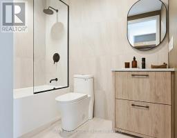 101 - 109 Erskine Avenue, Toronto, ON M4P1Y5 Photo 9