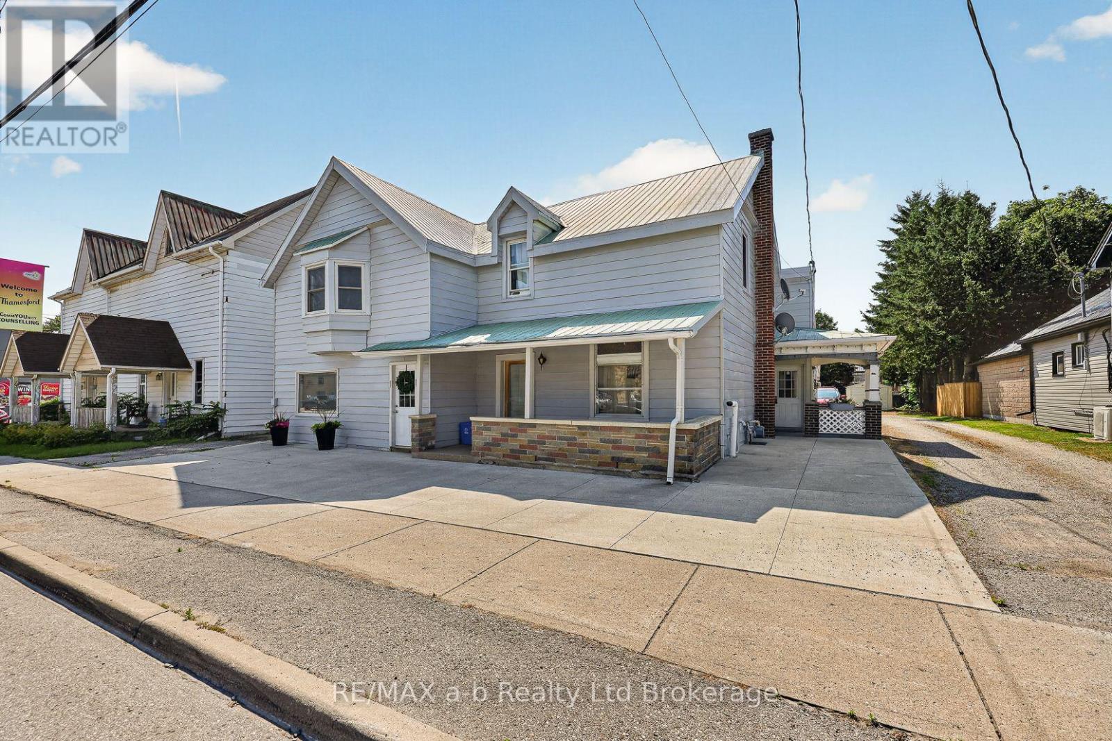 133 Dundas Street, Zorra (Thamesford), Ontario, N0M2M0, Zorra (Thamesford), Ontario — photo 4 of 5