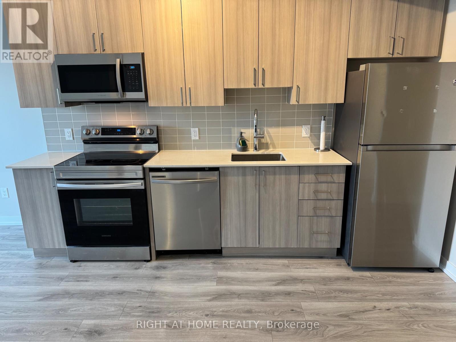 602 - 1455 CELEBRATION DRIVE, Pickering (Bay Ridges) — photo 2