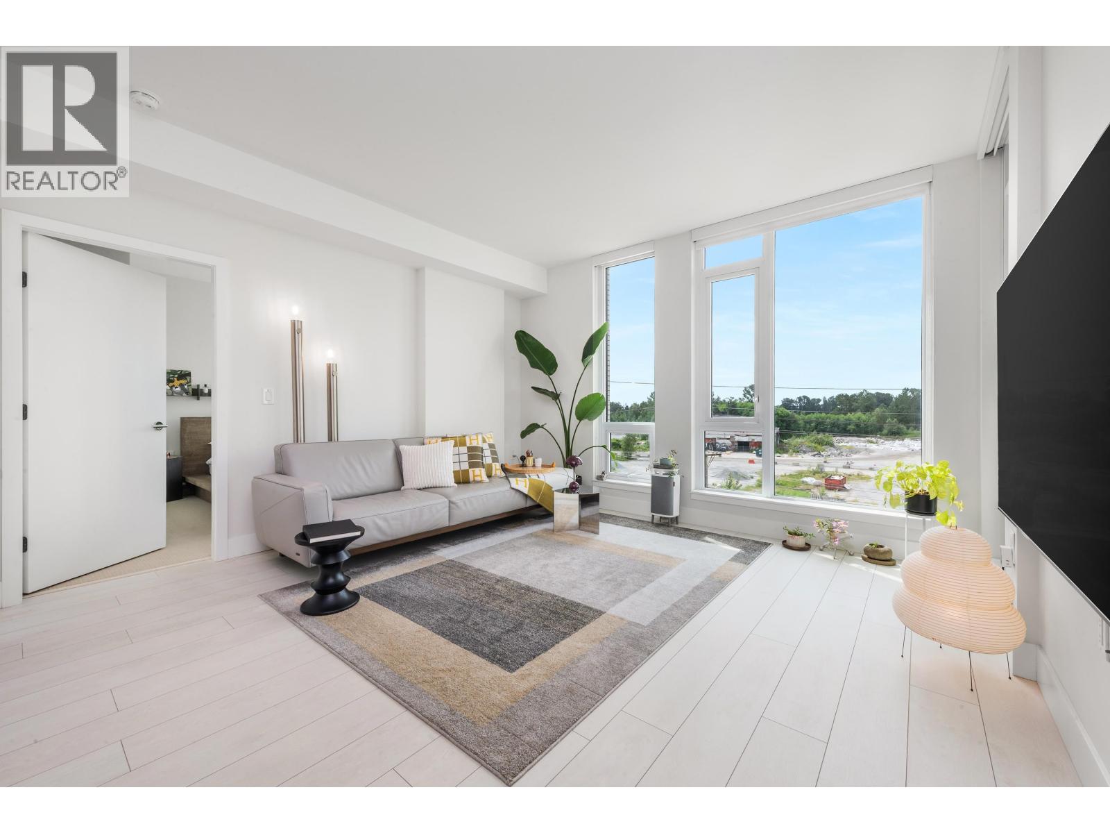 2 Bed, 2 Bath Apartment for Sale in Vancouver – 560 8575 RIVERGRASS DRIVE, Vancouver – MLS# R3152997 - Image 3