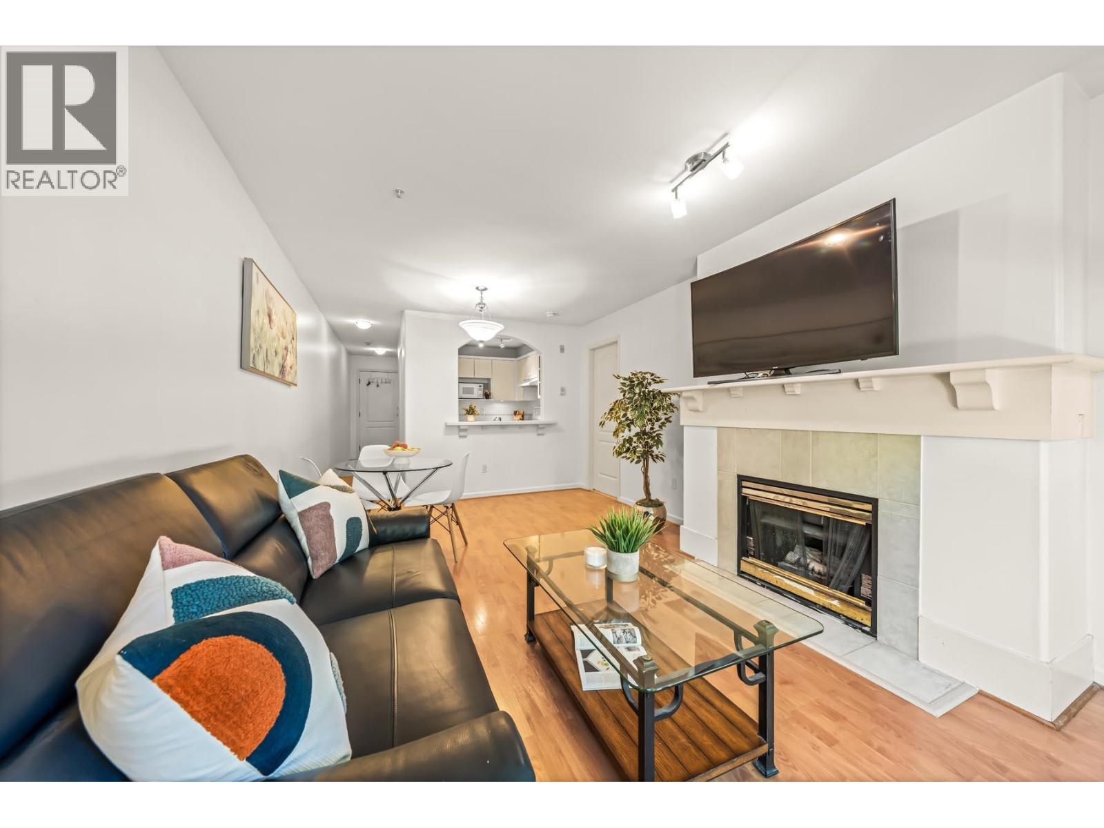 1 Bed, 1 Bath Apartment for Sale in Richmond – 205 5900 DOVER CRESCENT, Richmond – MLS# R3153015 - Image 5