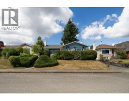 335 Churchill Avenue, New Westminster, BC V3L4P5 Photo 38